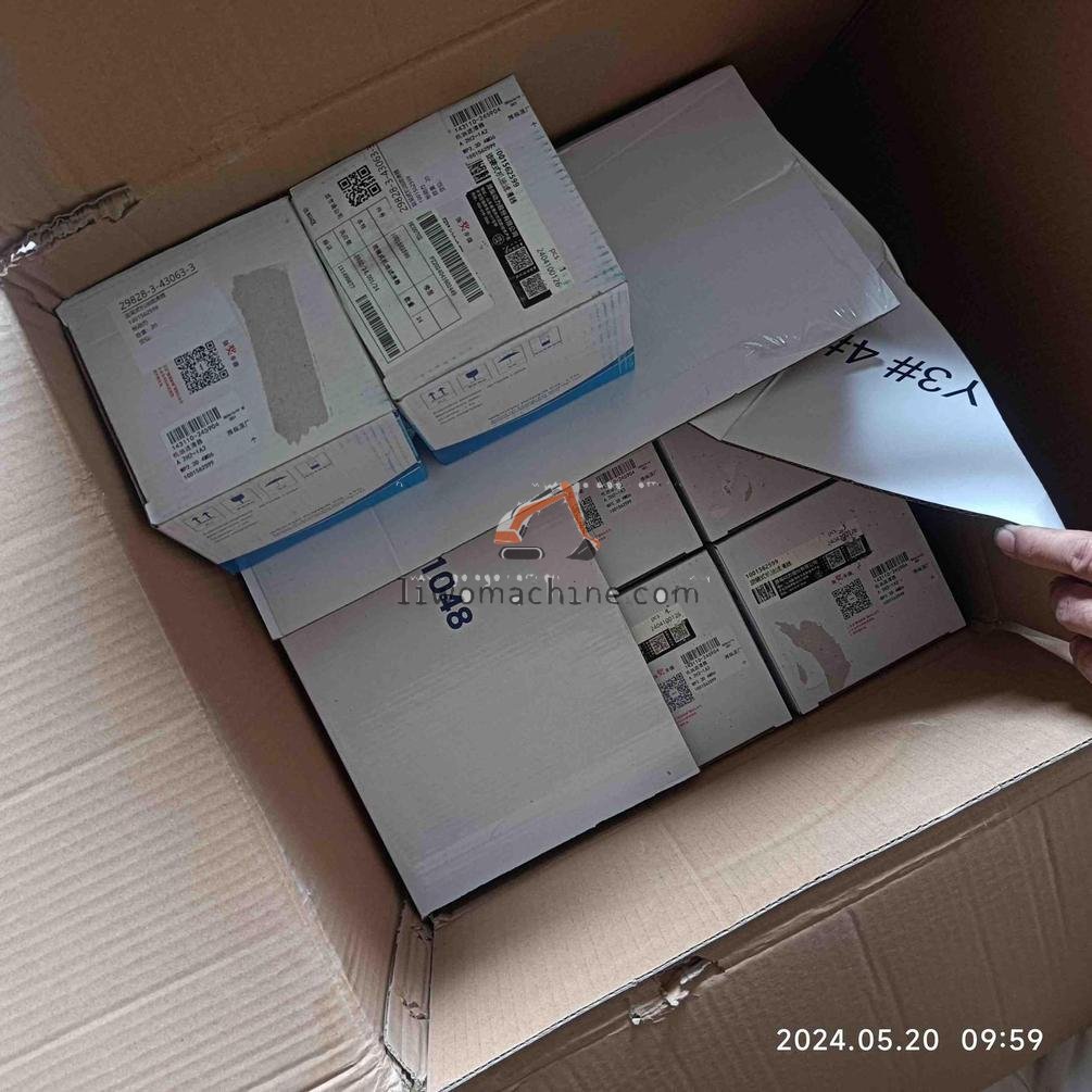 XCMG 1001562599 旋装式机油滤清器 - Professional Construction Machinery Parts