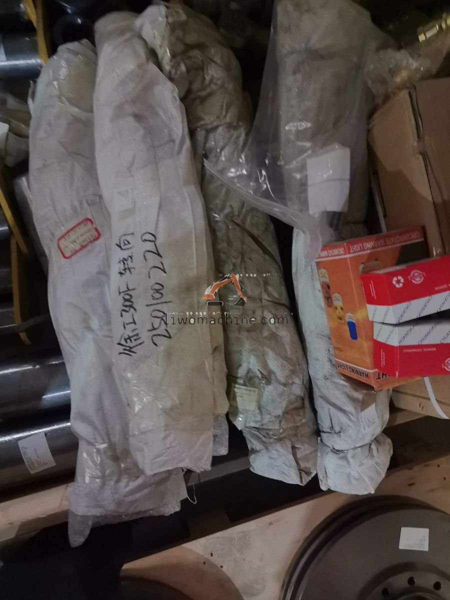 XCMG 10C1190 Steering cilinder - Professional Construction Machinery Parts