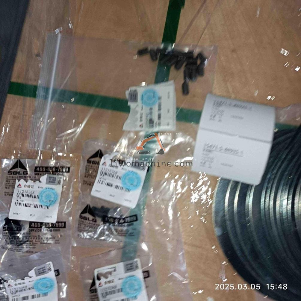 XCMG 11210743 screw - Professional Construction Machinery Parts