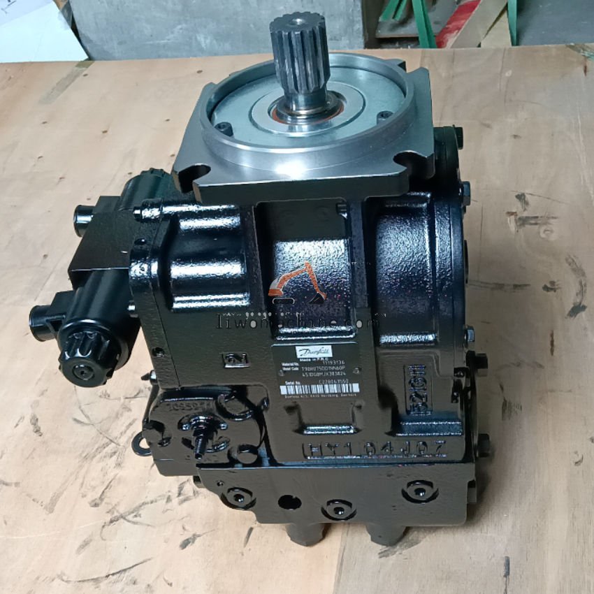 XCMG 11C3226 振动泵 - Professional Construction Machinery Parts