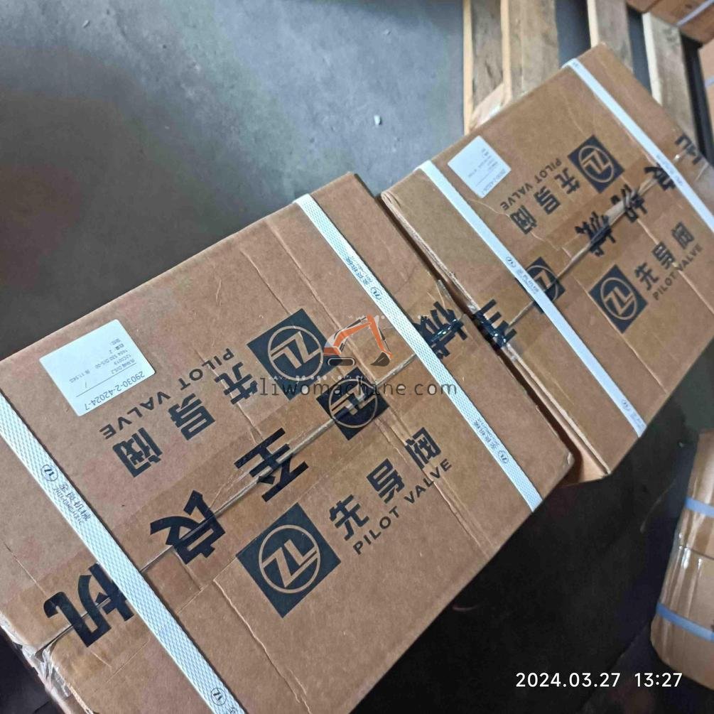 XCMG 12C0019 先导阀 DJS.2 - Professional Construction Machinery Parts