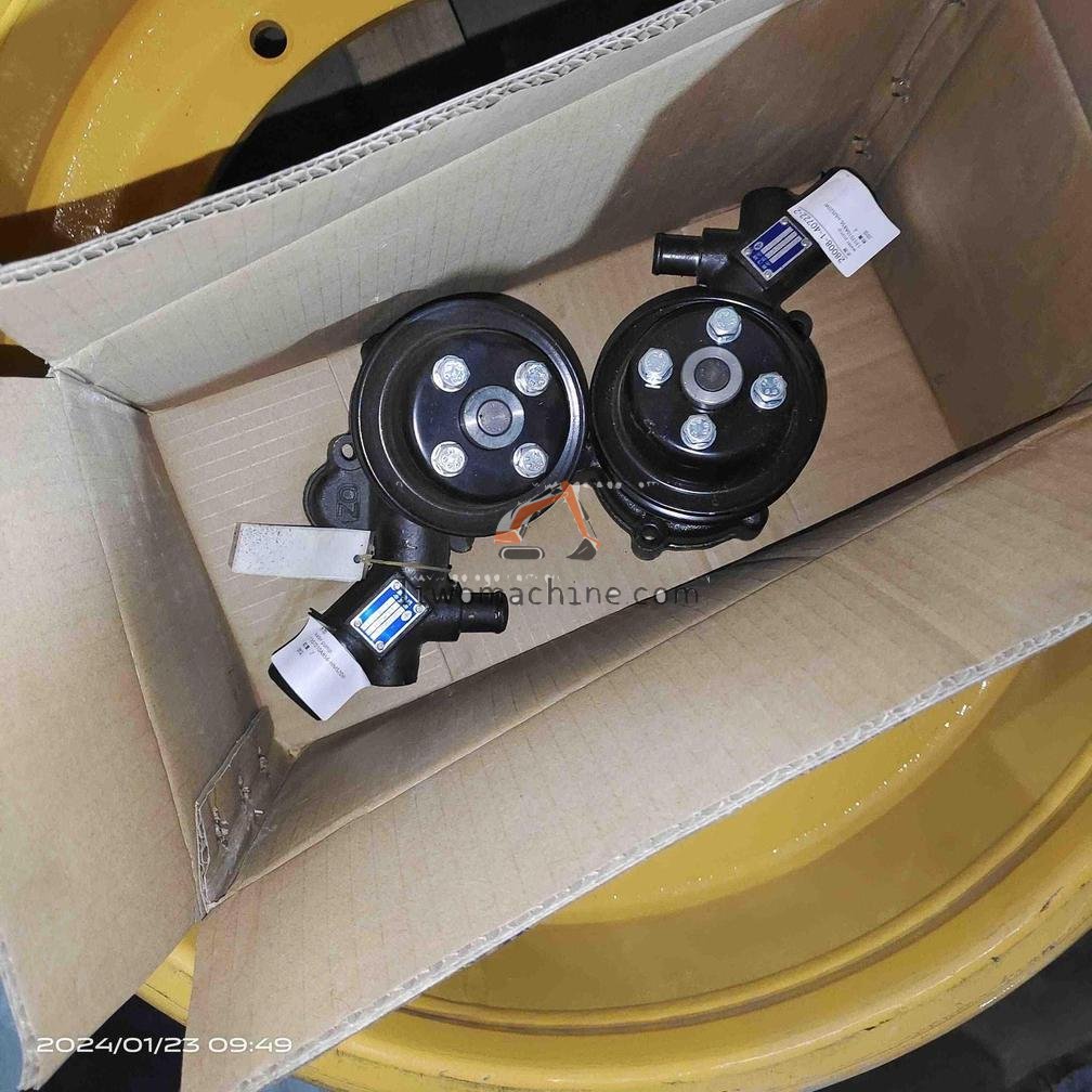 XCMG 1307010AB56-HMS20W water pump - Professional Construction Machinery Parts