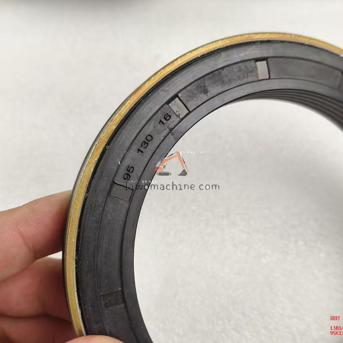 XCMG 13B1427 油封 - Professional Construction Machinery Parts