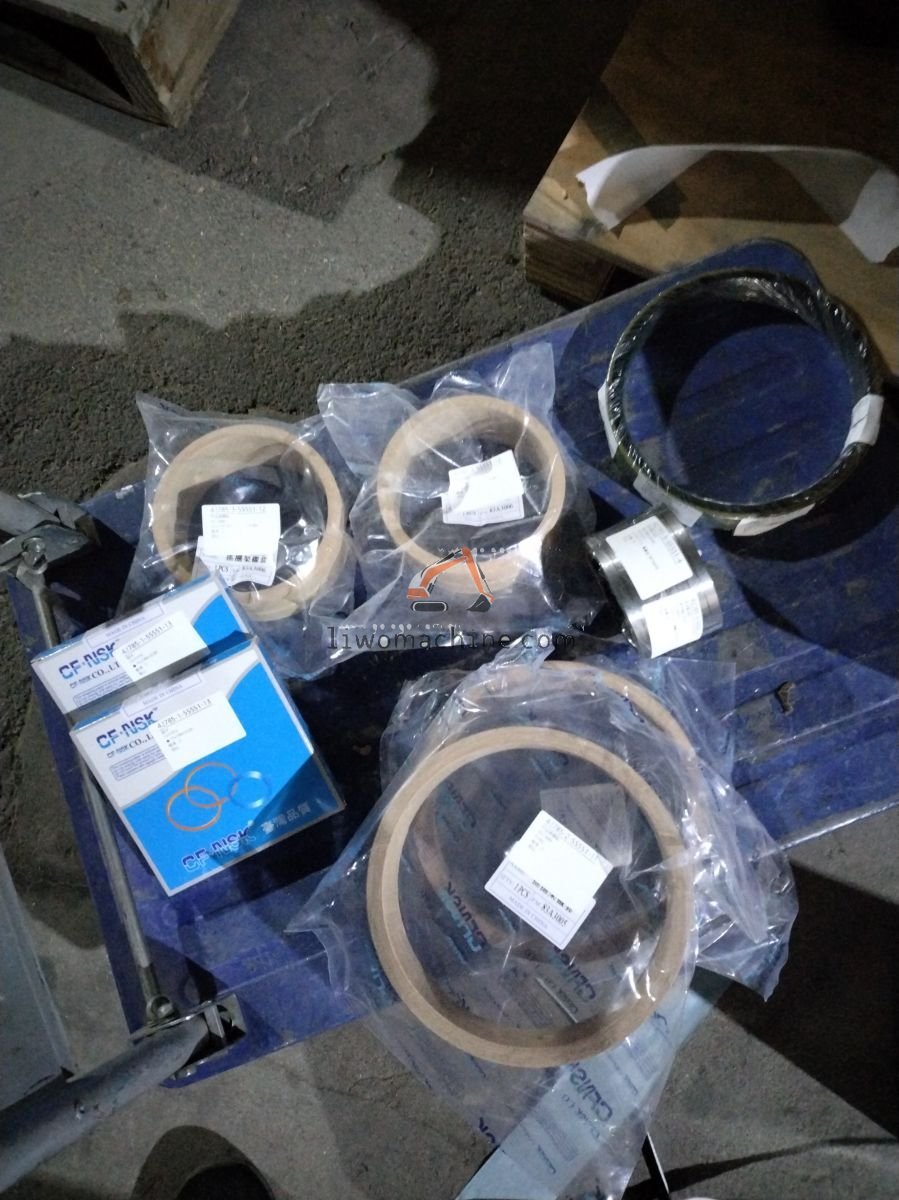 XCMG 13B1773 油封 - Professional Construction Machinery Parts