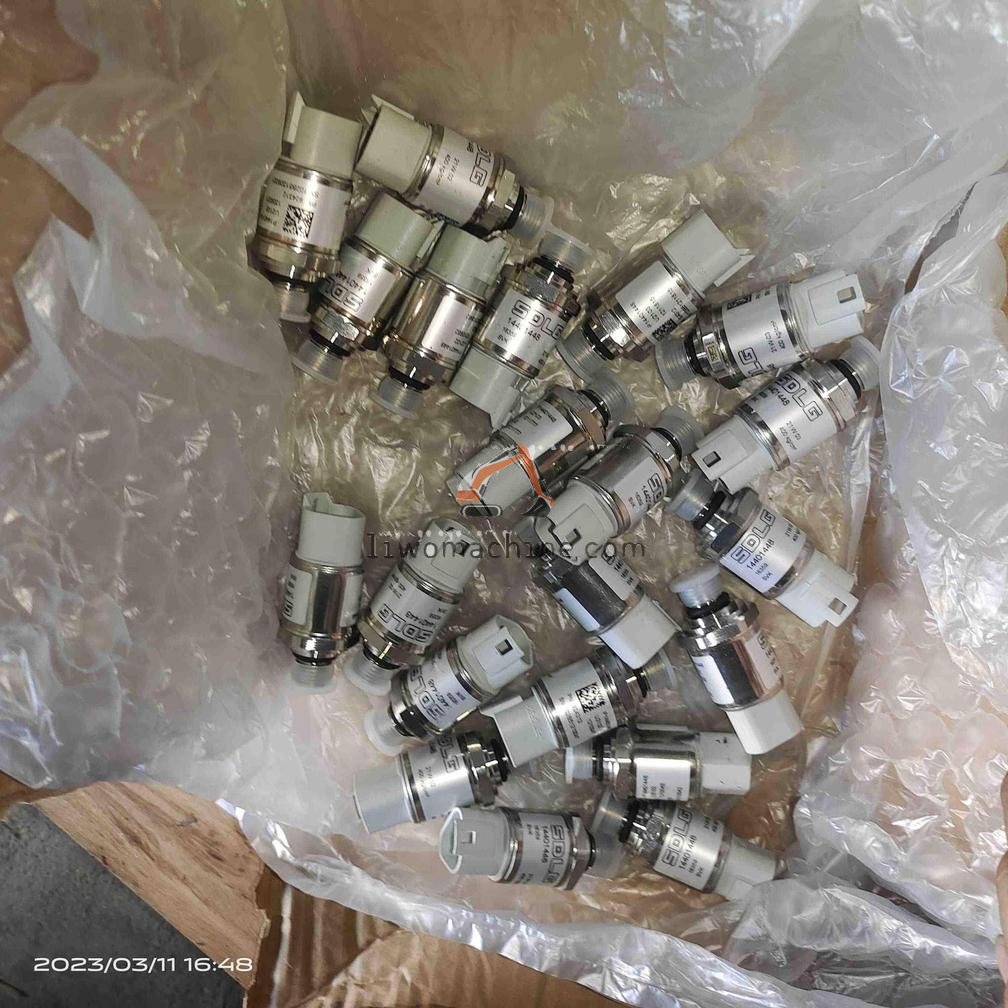 XCMG 14401448 pressure sensor - Professional Construction Machinery Parts