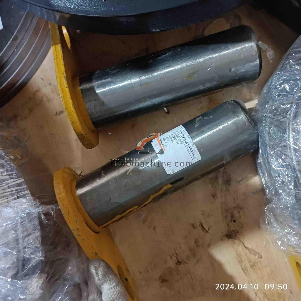 XCMG 251702683 上 动臂销70*220 - Professional Construction Machinery Parts