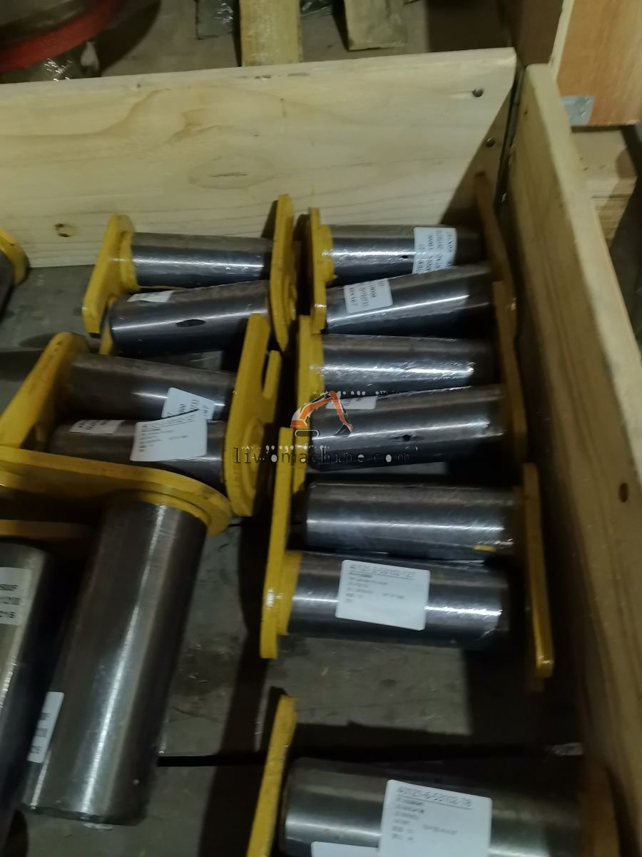 XCMG 251702733 Tilt Cylinder Pin Shaft - Professional Construction Machinery Parts