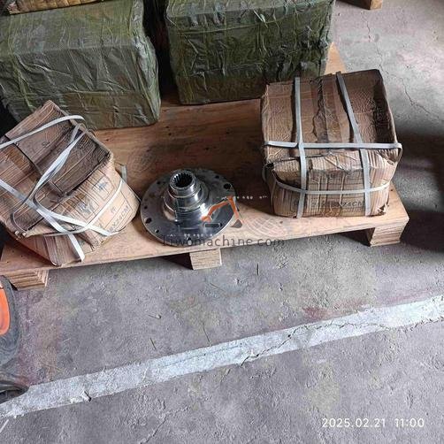 XCMG 252101239 法兰 Z5G(YS).1.2.1.1-1 - Professional Construction Machinery Parts