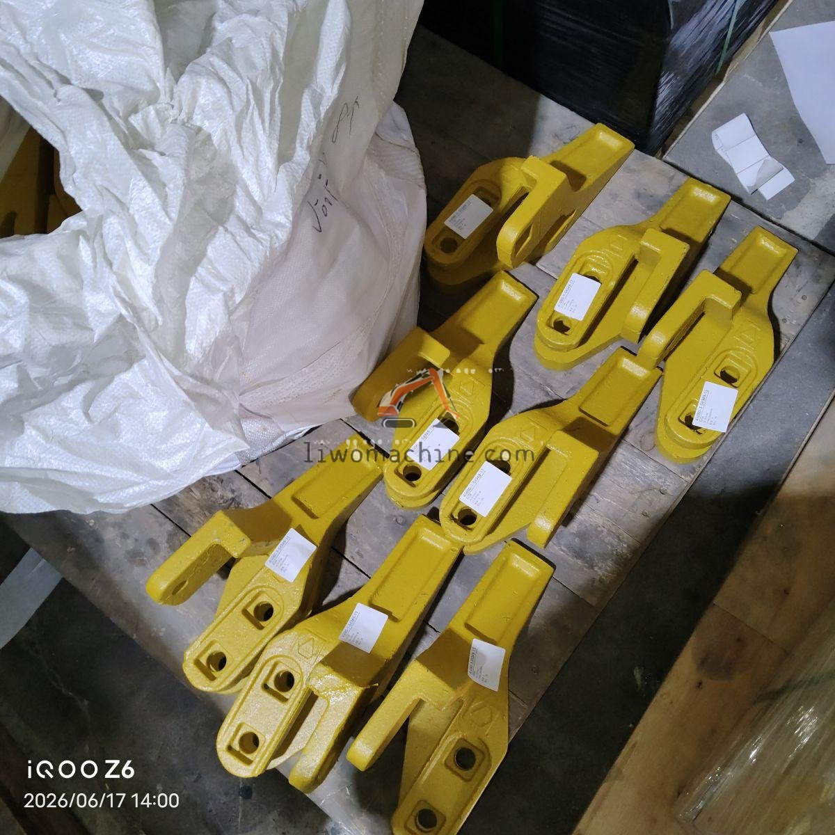XCMG 252919162 右边齿 - Professional Construction Machinery Parts