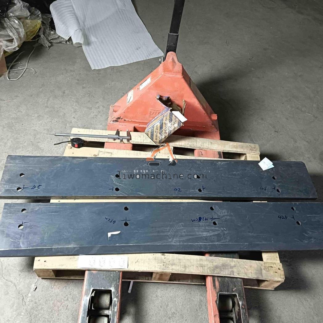 XCMG 253011863 刀板 - Professional Construction Machinery Parts