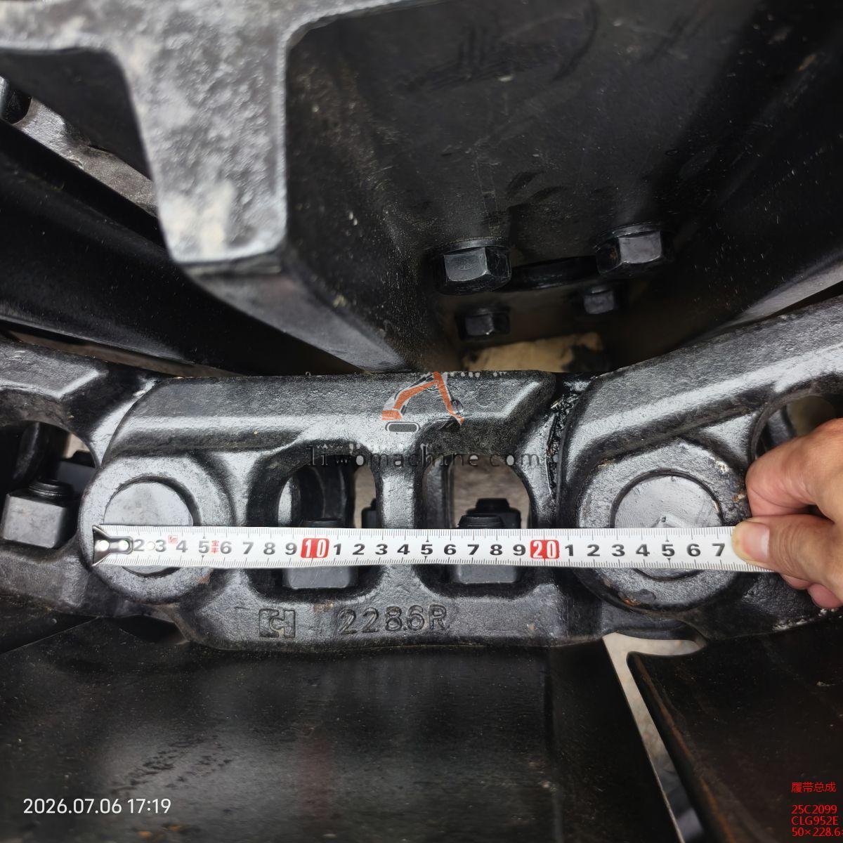 XCMG 25C2099 履带总成 - Professional Construction Machinery Parts