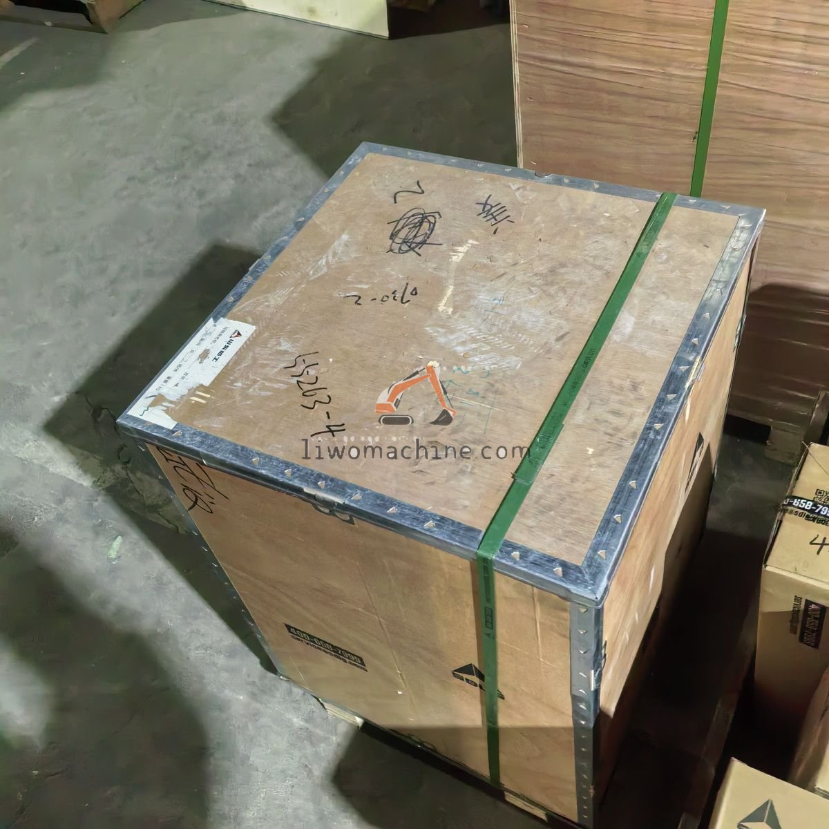 XCMG 28220003911 油口引出管 - Professional Construction Machinery Parts