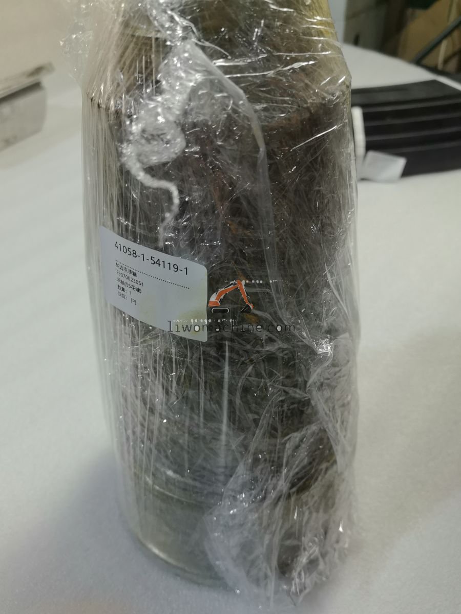 XCMG 29070023051 轮边支承轴 - Professional Construction Machinery Parts