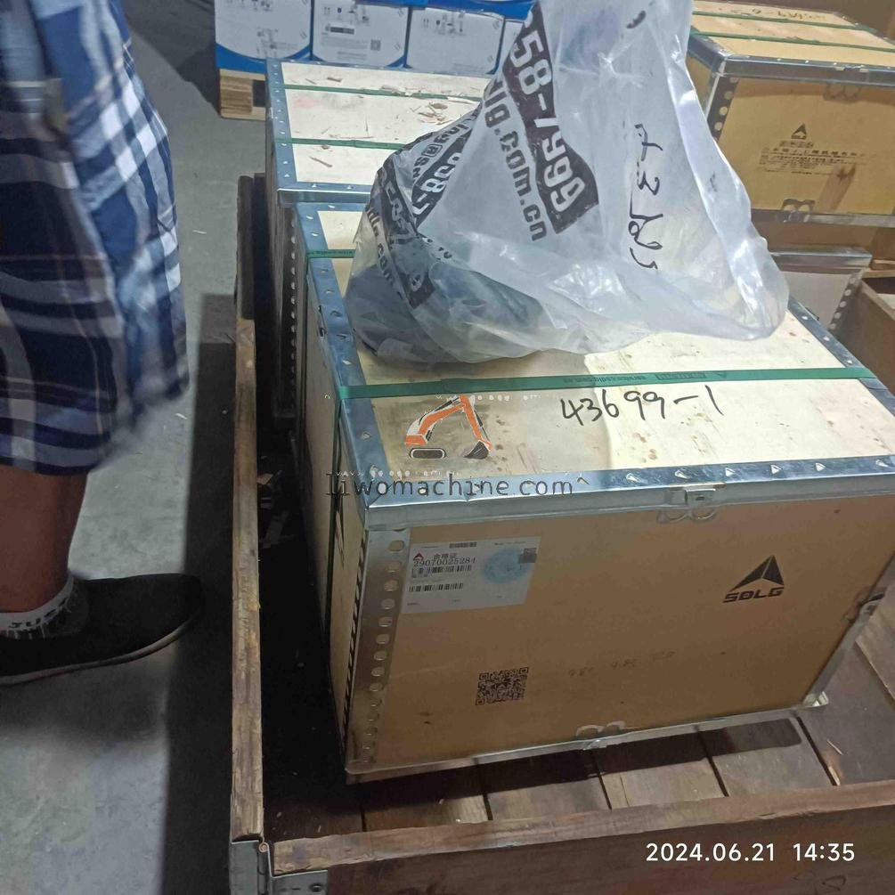 XCMG 29070025284 输出轴 - Professional Construction Machinery Parts