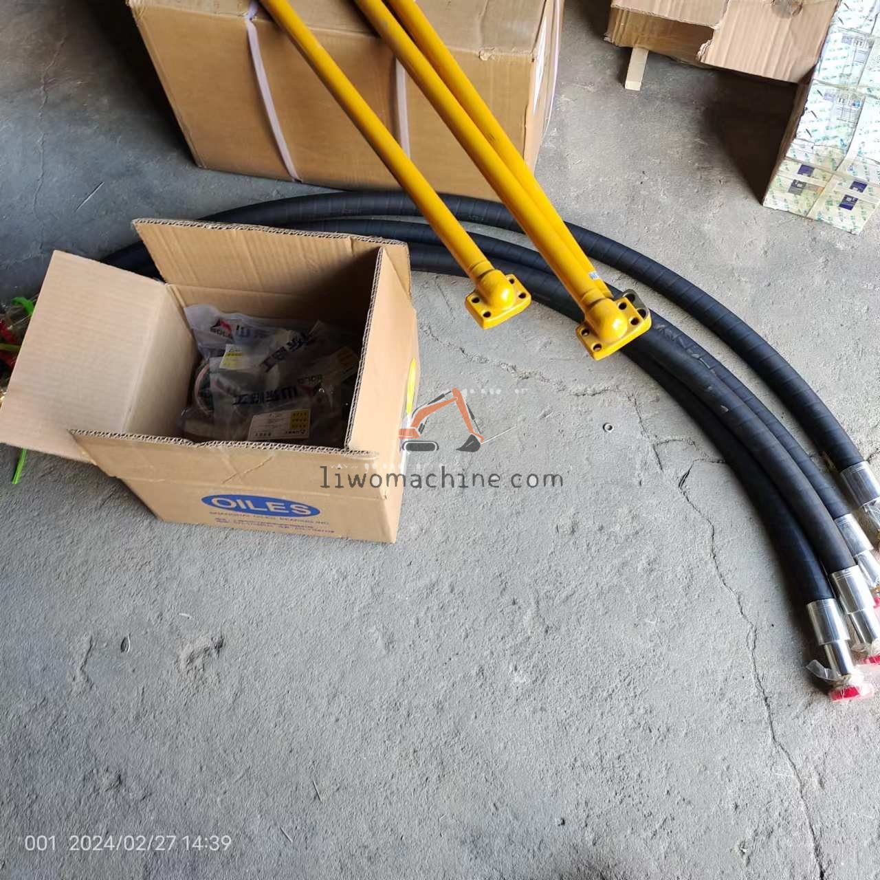 XCMG 29130014321 胶管 - Professional Construction Machinery Parts
