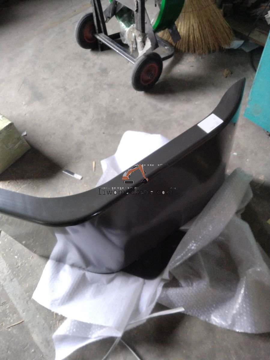 XCMG 29250012981 右前挡泥瓦 - Professional Construction Machinery Parts