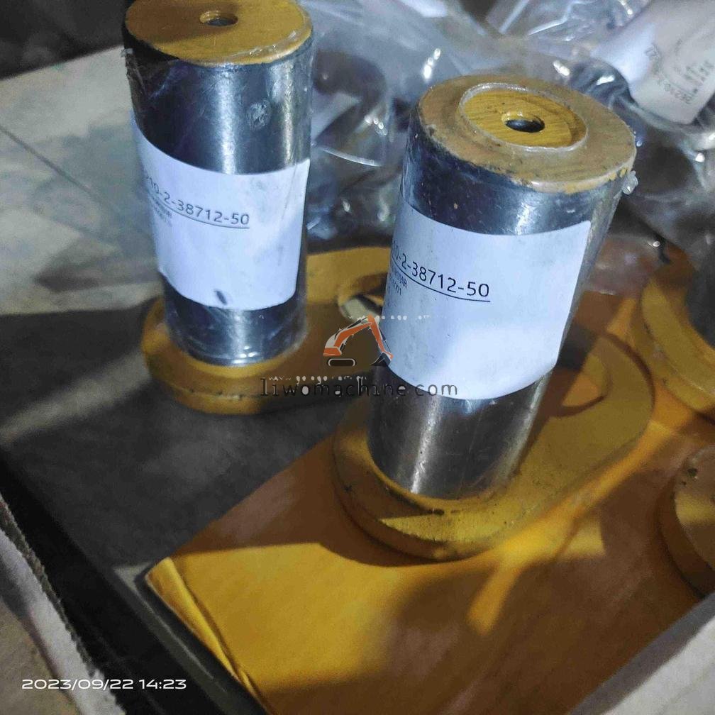 XCMG 29270016001 L936副车架销轴 - Professional Construction Machinery Parts
