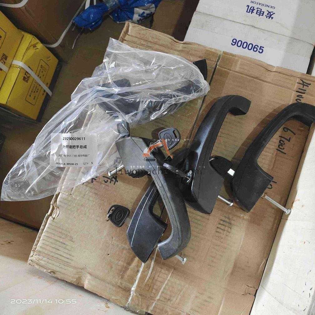 XCMG 29290029611 handle - Professional Construction Machinery Parts