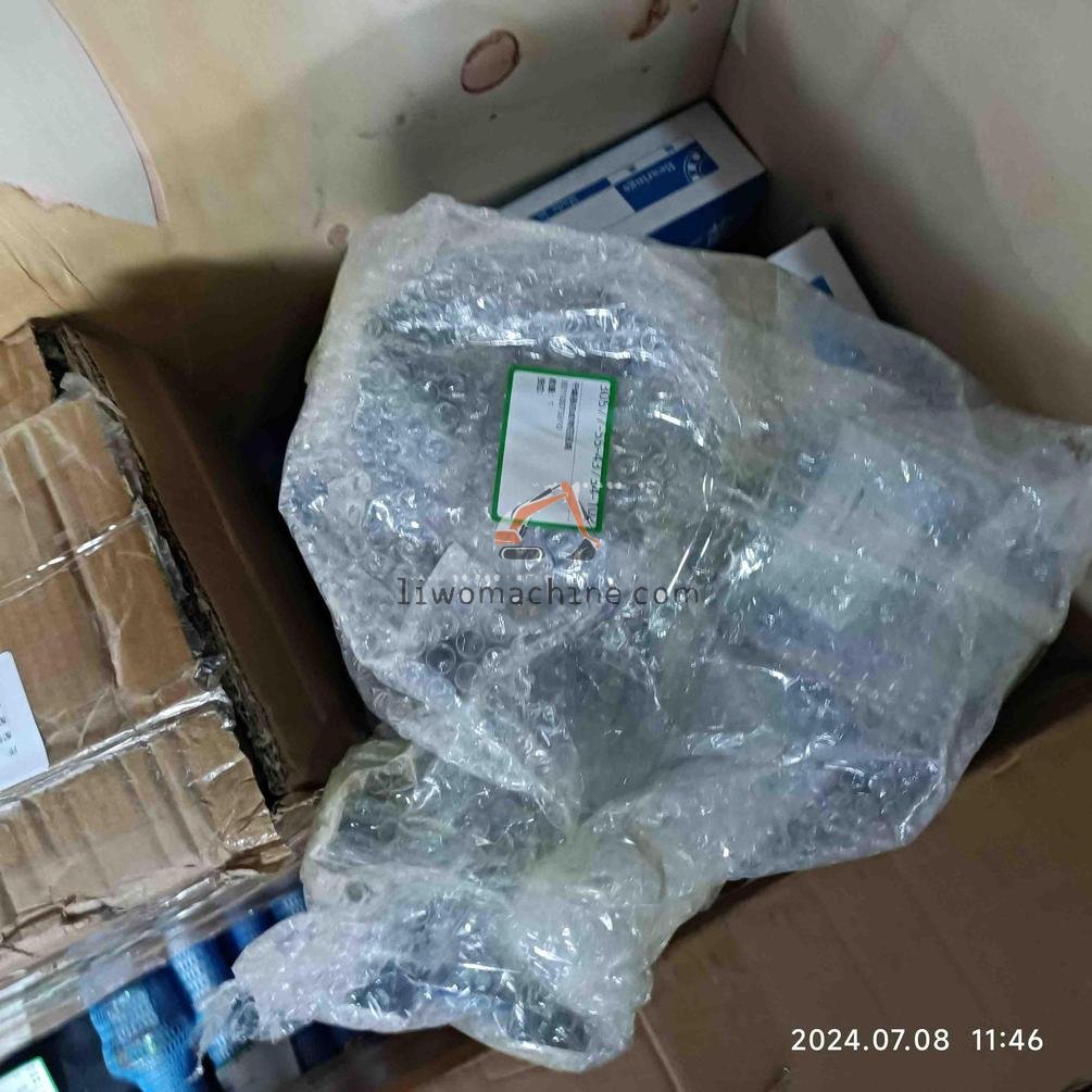 XCMG 35110073310 干燥器总成带四回路 - Professional Construction Machinery Parts