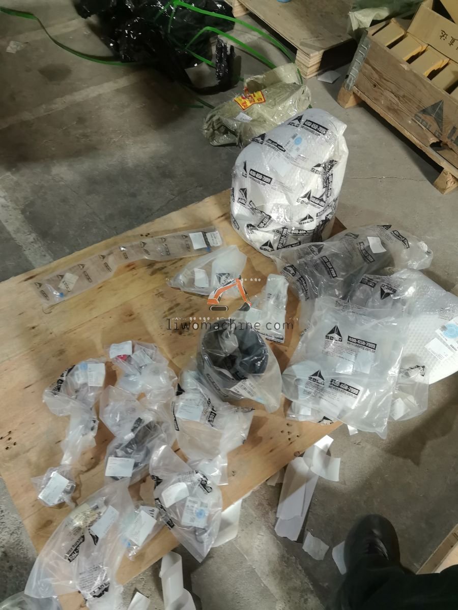 XCMG 4041000774 plug - Professional Construction Machinery Parts