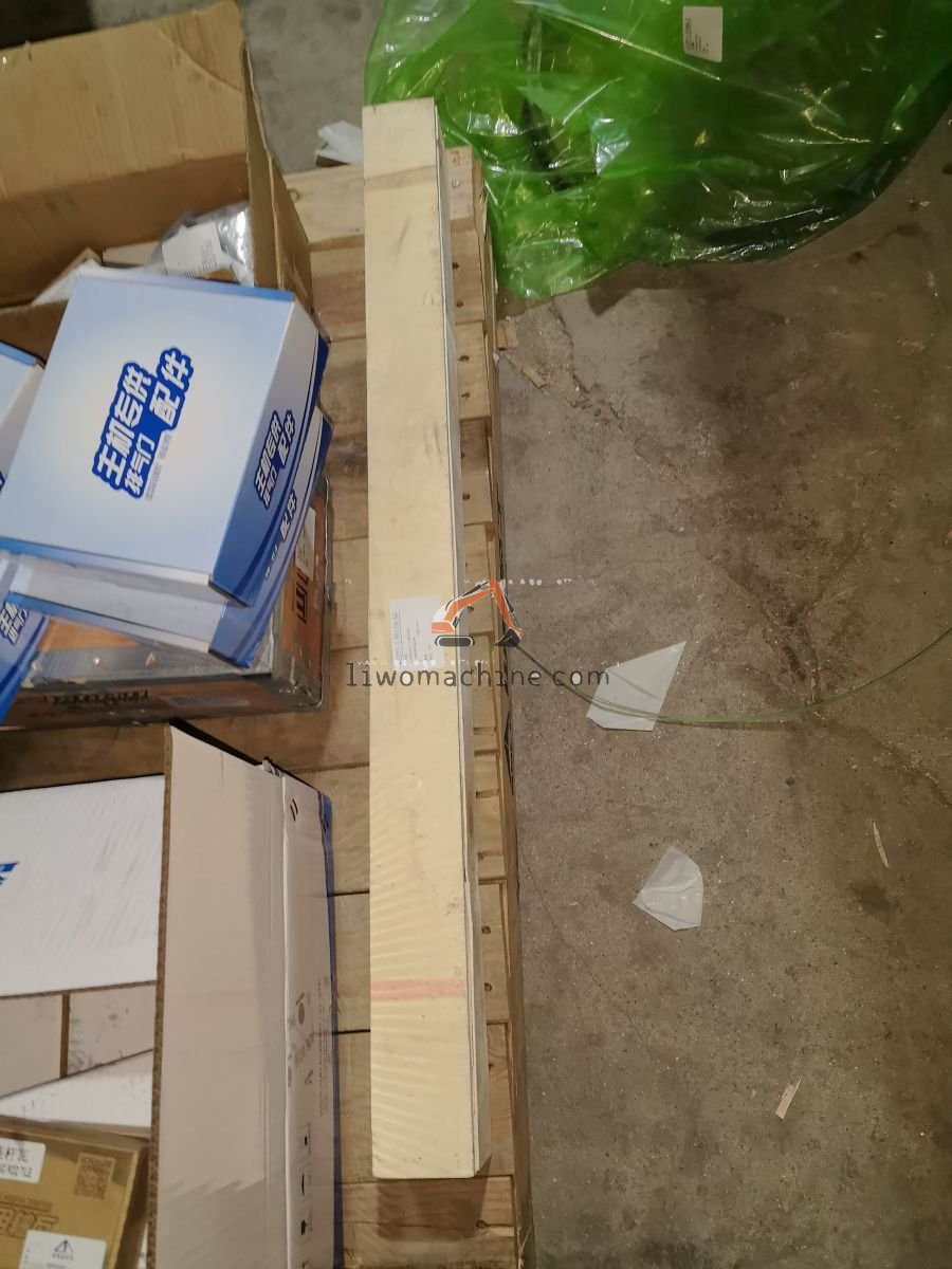 XCMG 4110000054294 CAMSHAFT 12903039 - Professional Construction Machinery Parts