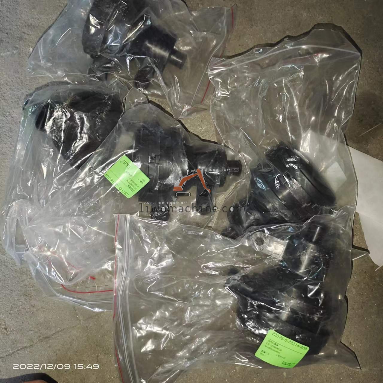 XCMG 4110000054311 OIL SEPARATOR - Professional Construction Machinery Parts