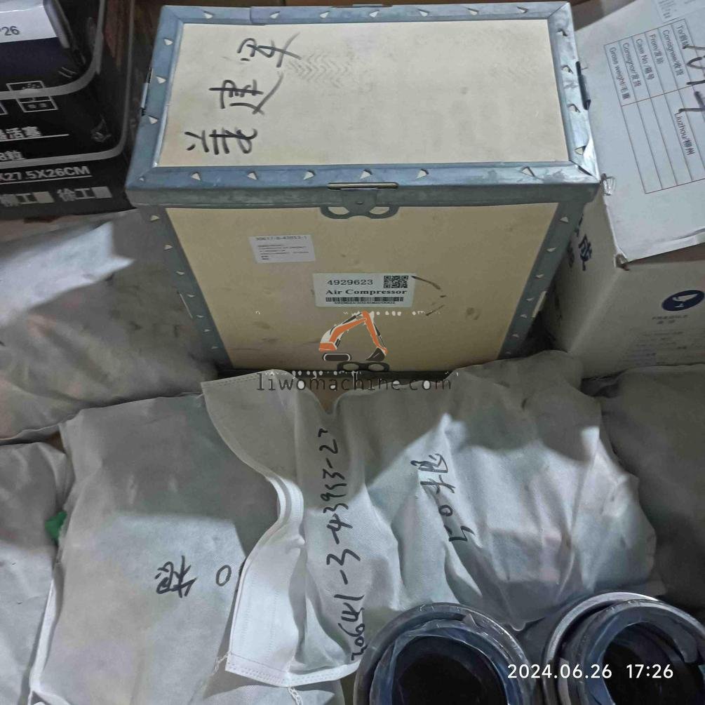 XCMG 4110000081134 COMPRESSOR AIR D4929623 - Professional Construction Machinery Parts