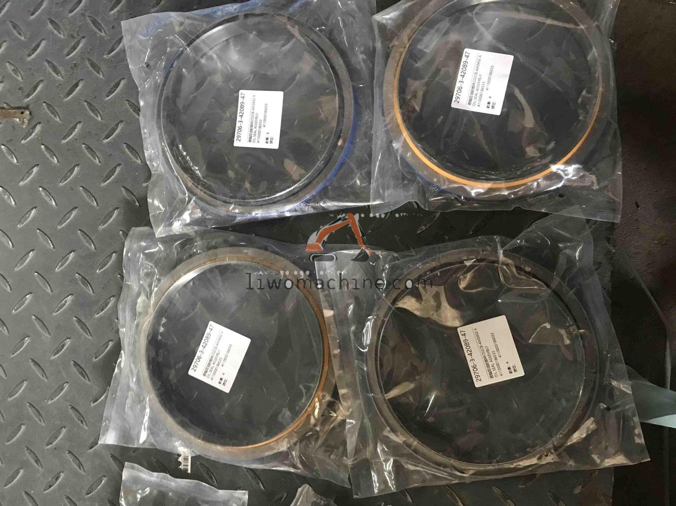 XCMG 4110000186033 OIL SEAL ASSEMBLY - Professional Construction Machinery Parts