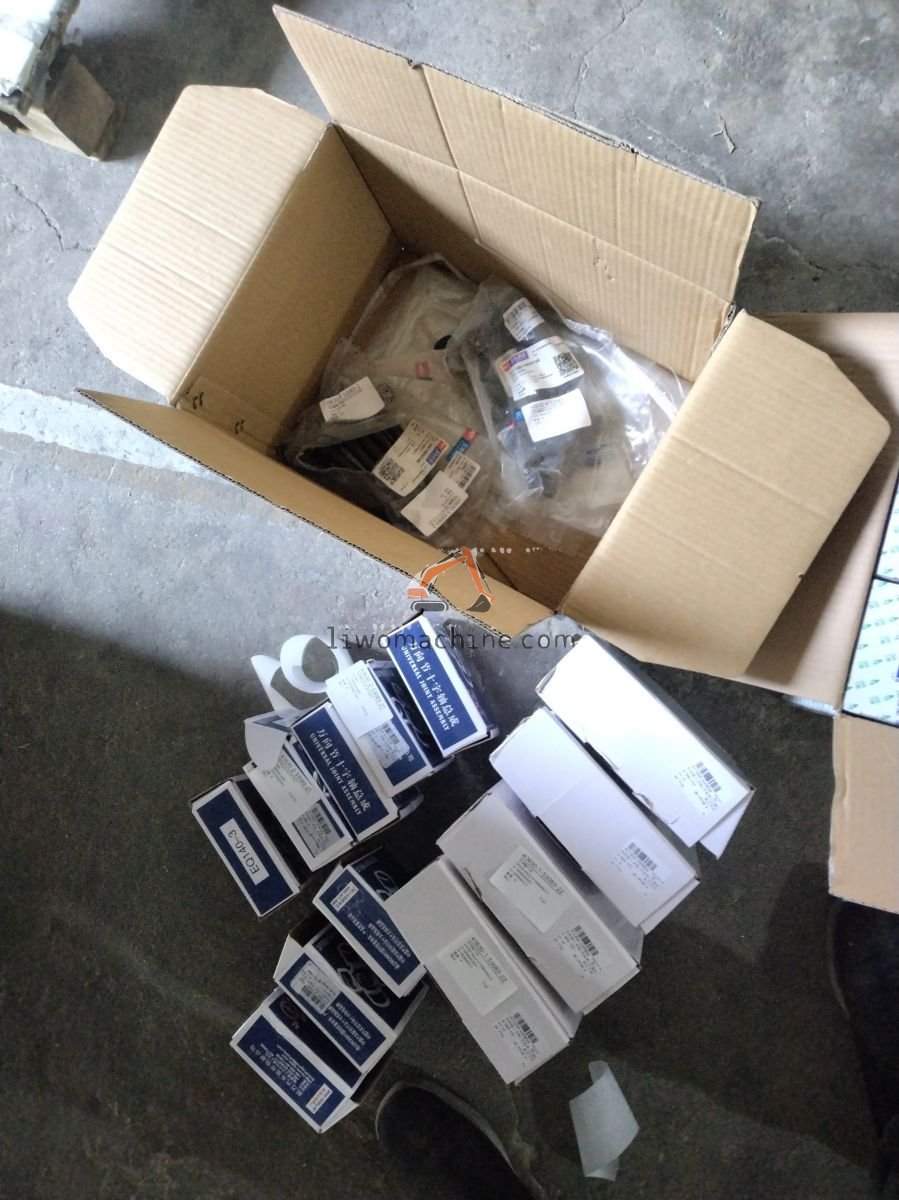 XCMG 4110000463001 CROSS AXLE 4110000463-2 - Professional Construction Machinery Parts