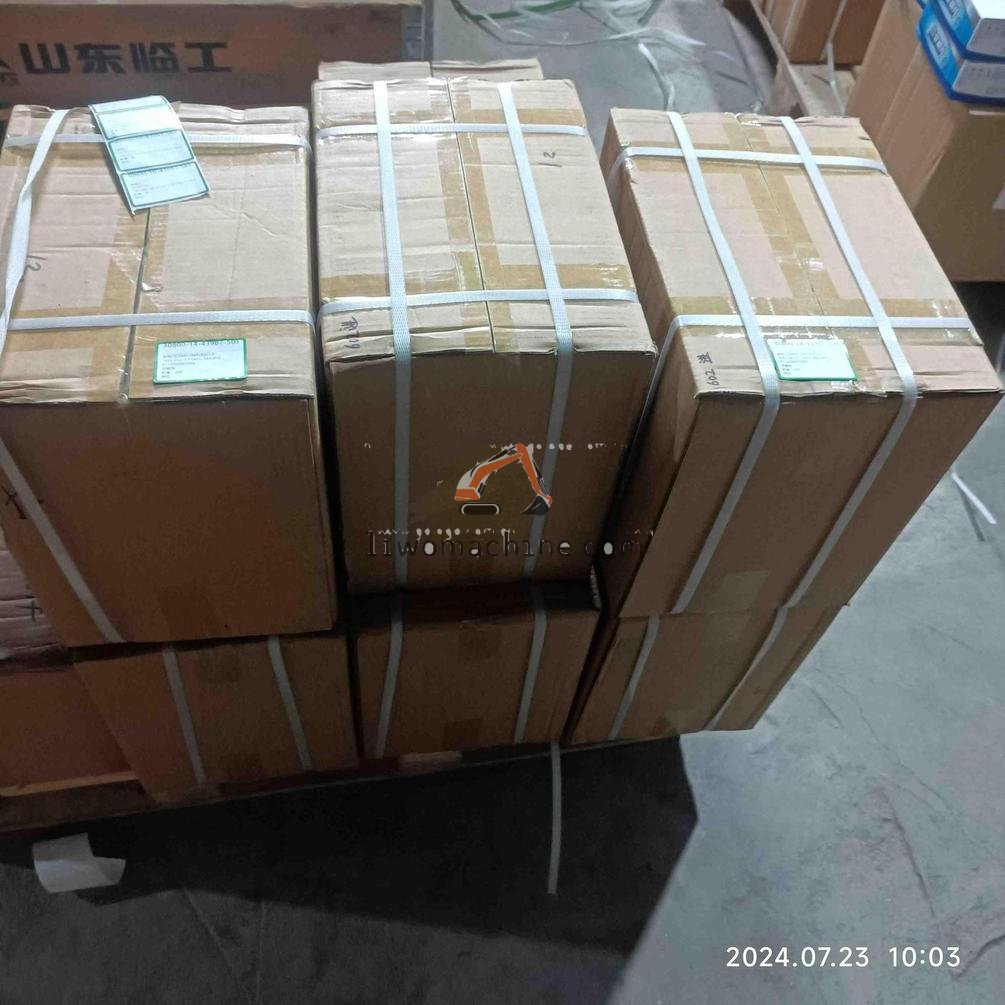 XCMG 4110000565099 INTAKE VALVE C04AL-04AL602 - Professional Construction Machinery Parts