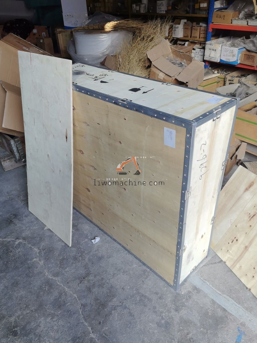 XCMG 4110001557001 水散热器LY-918GL-37-010 - Professional Construction Machinery Parts