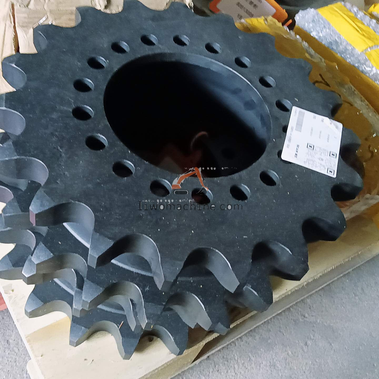 XCMG 4110001903135 双排链轮 - Professional Construction Machinery Parts