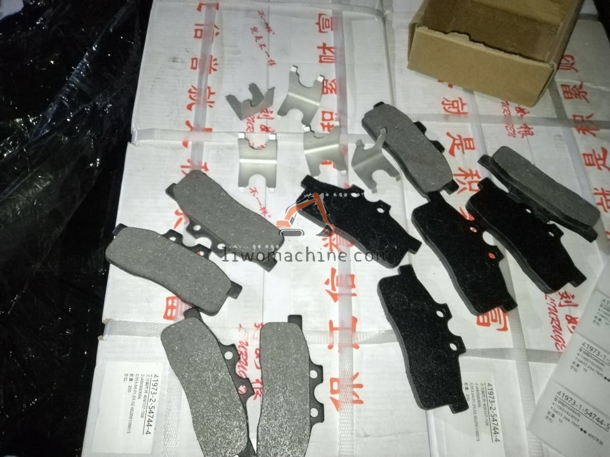 XCMG 4110001923093 垫块组件048646 - Professional Construction Machinery Parts
