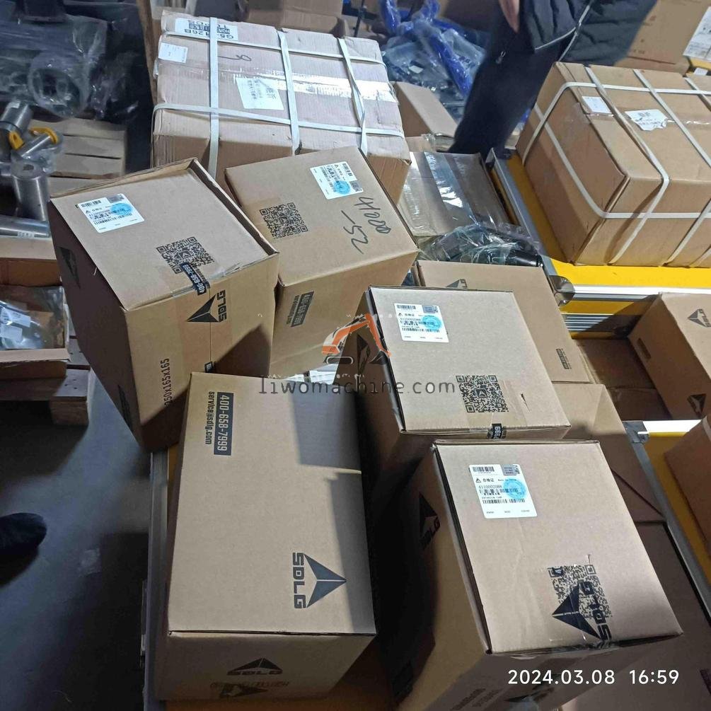 XCMG 4110002088 expansion tank - Professional Construction Machinery Parts