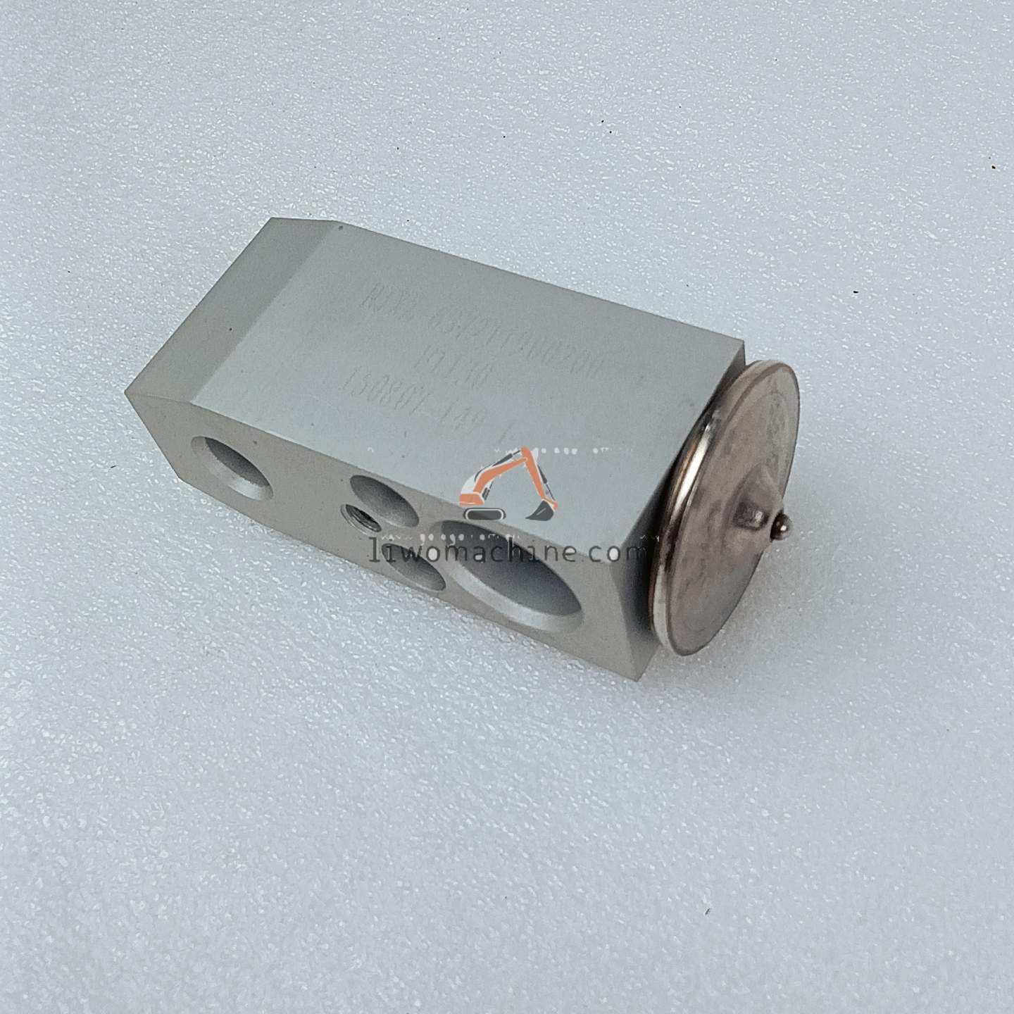 XCMG 4130000633009 VALVE TB0016 - Professional Construction Machinery Parts
