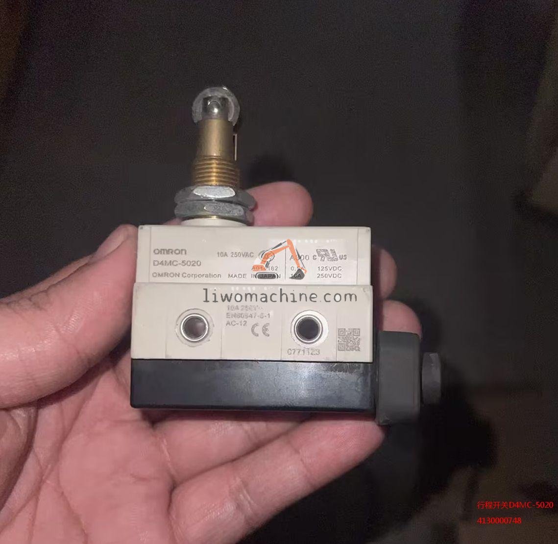 XCMG 4130000748 行程开关D4MC-5020 - Professional Construction Machinery Parts