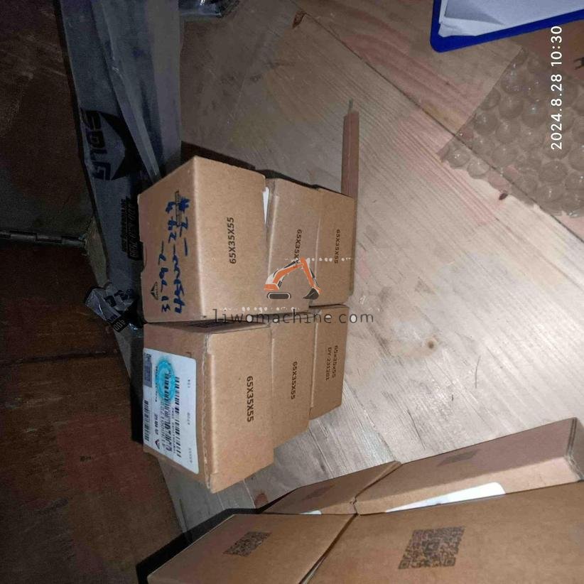 XCMG 4130001722 温度传感器WDG1371D1 - Professional Construction Machinery Parts