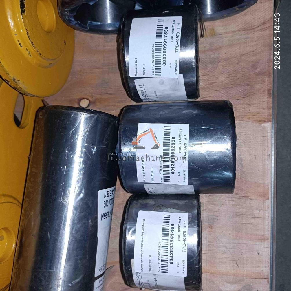 XCMG 60916010019 铲斗下销衬套 - Professional Construction Machinery Parts