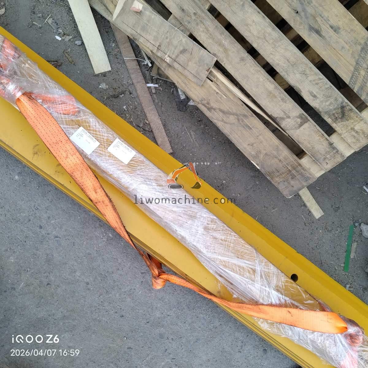 XCMG 72A0008 拉杆 - Professional Construction Machinery Parts