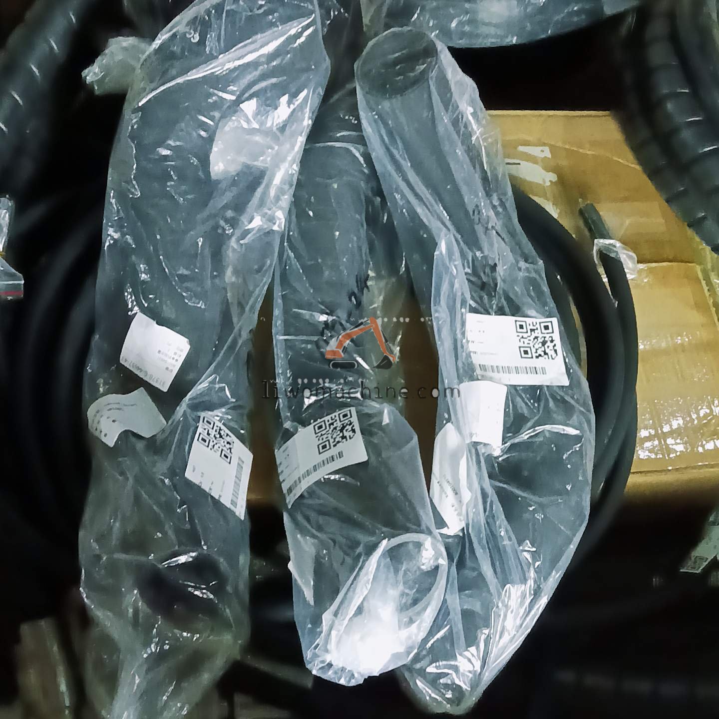 XCMG 800104931 软管 - Professional Construction Machinery Parts