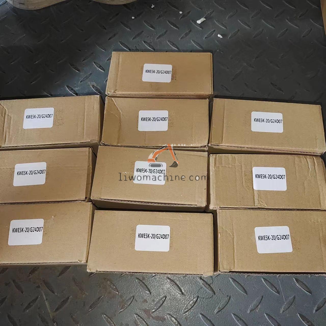XCMG 803008904 电磁阀 - Professional Construction Machinery Parts