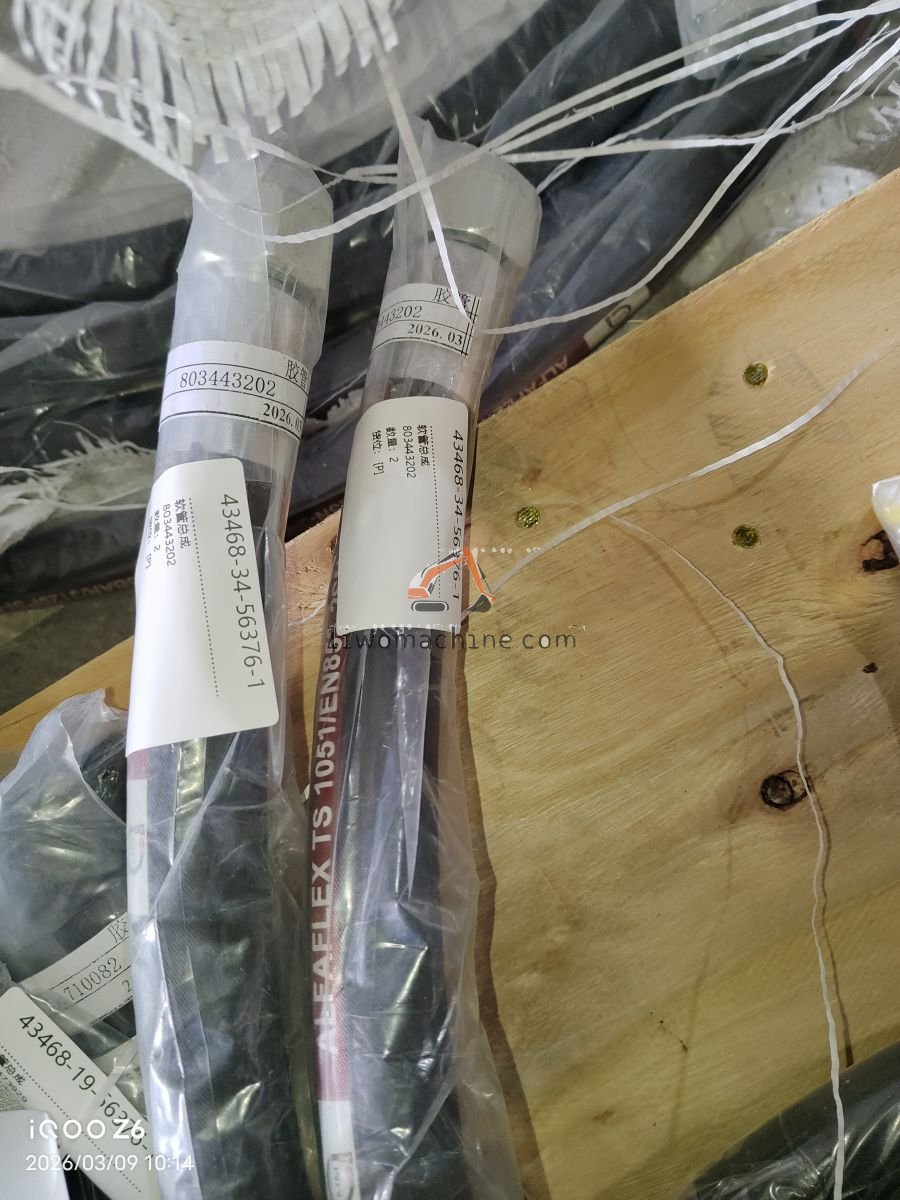XCMG 803443202 软管总成 - Professional Construction Machinery Parts