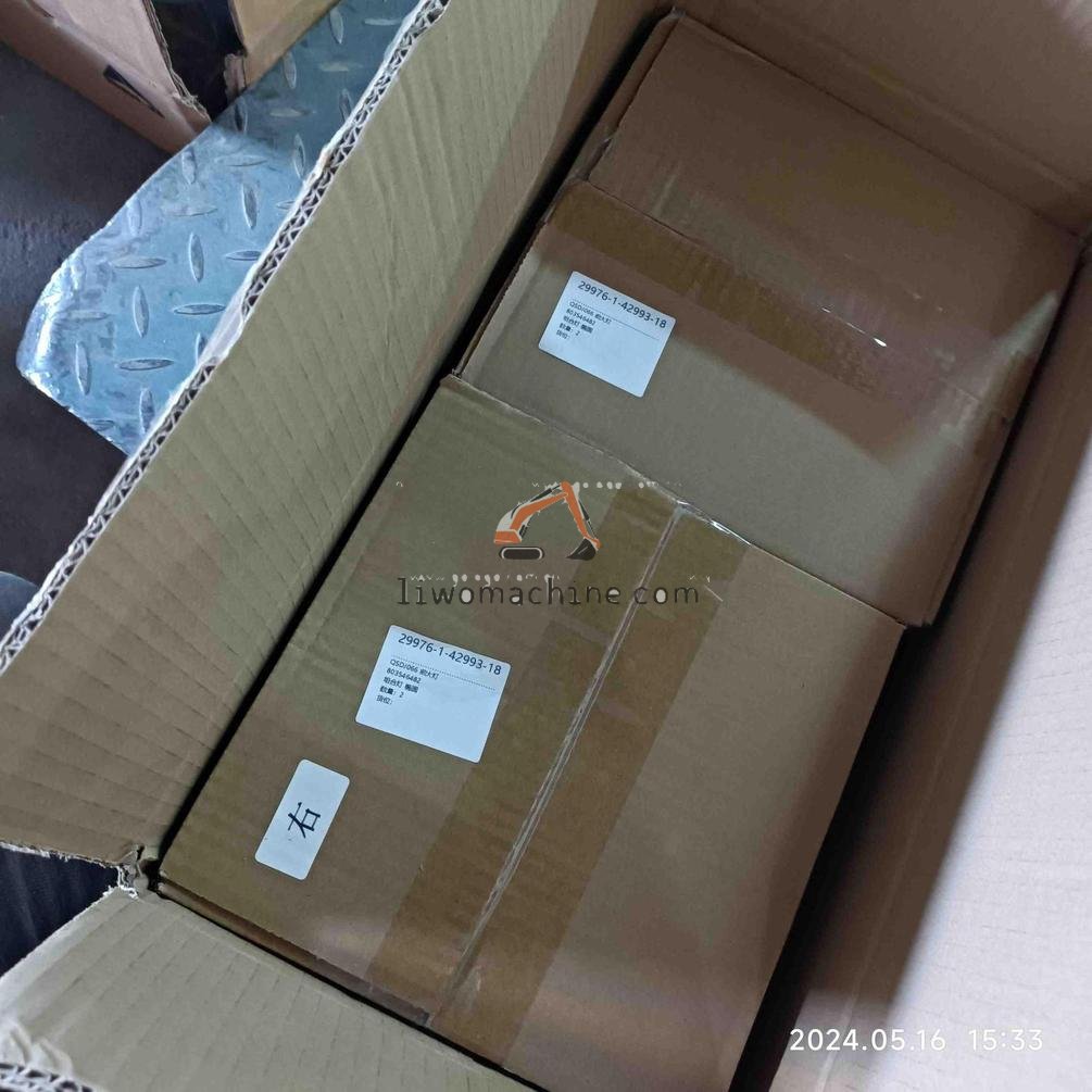 XCMG 803546482 QSDJ066 前大灯 - Professional Construction Machinery Parts