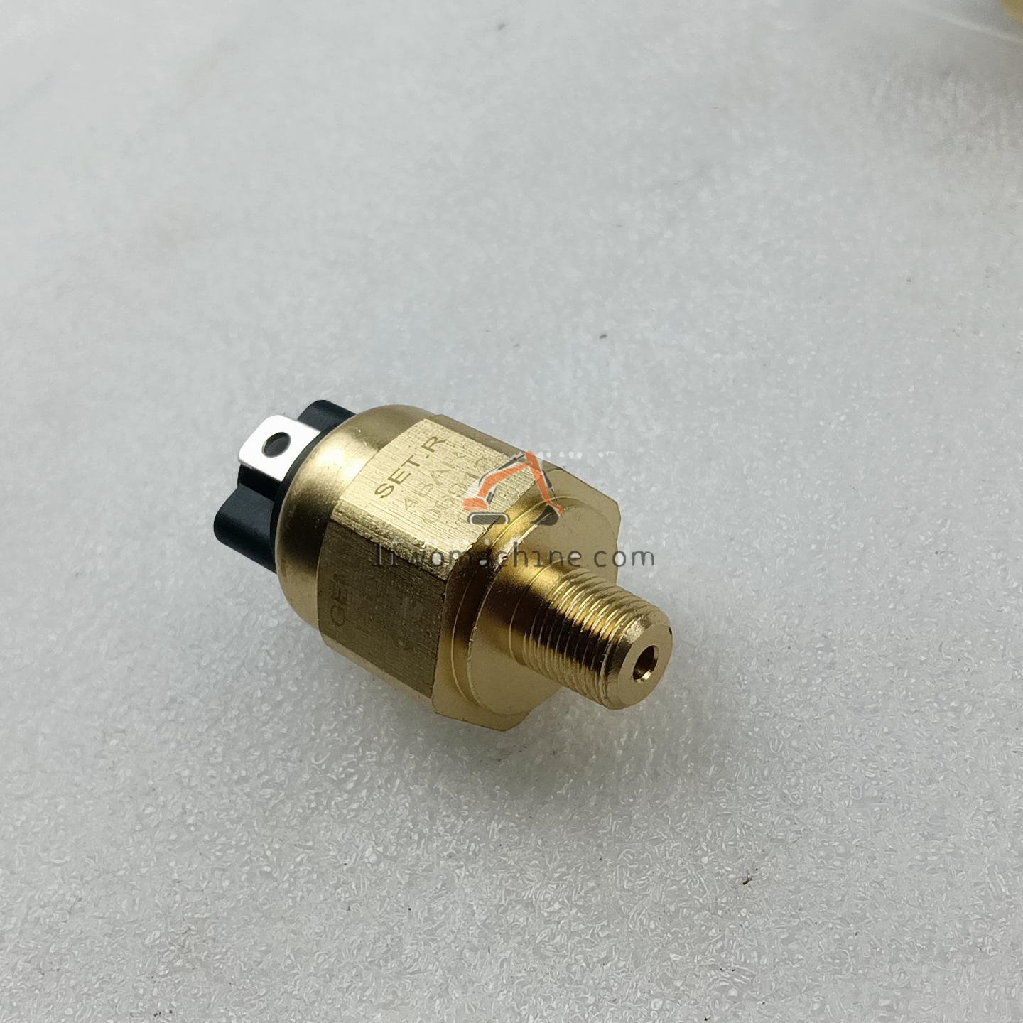 XCMG 803678439 Pressure Switch - Professional Construction Machinery Parts