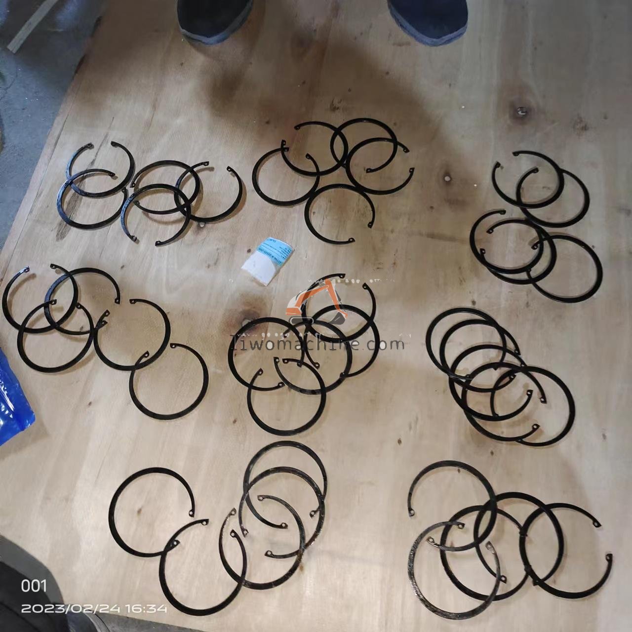 XCMG 805403096 LIFT CYLINDER CHECK RING LW300KV - Professional Construction Machinery Parts