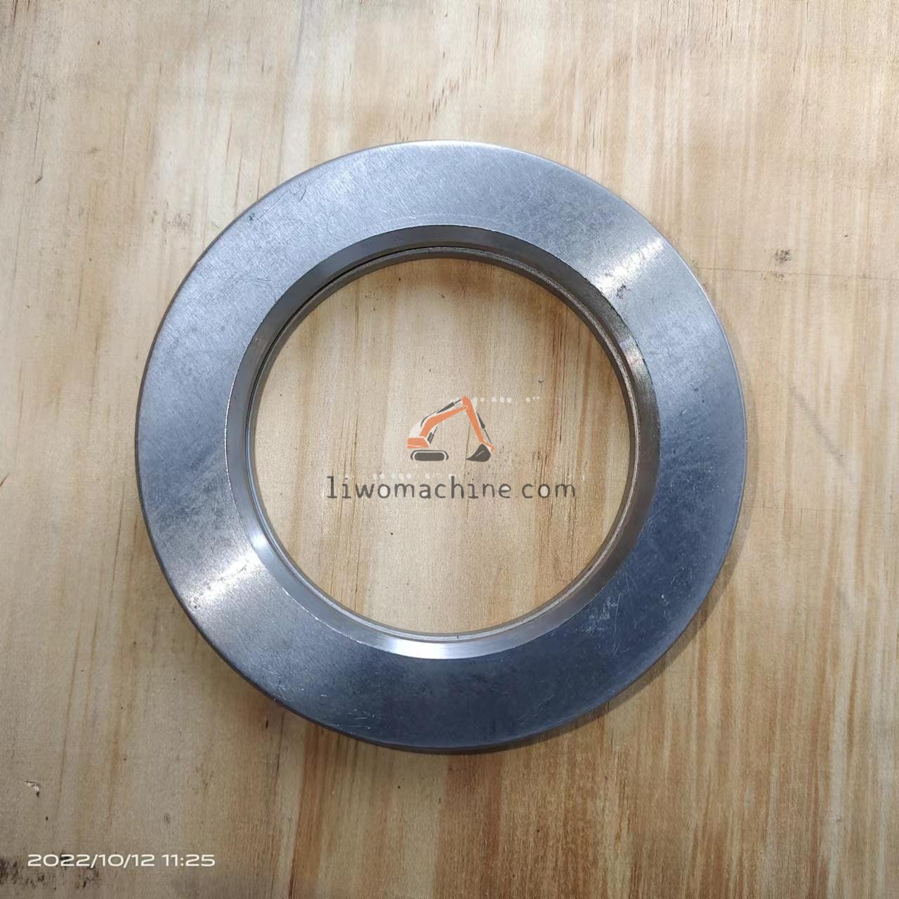 XCMG 94200111 油封座 - Professional Construction Machinery Parts