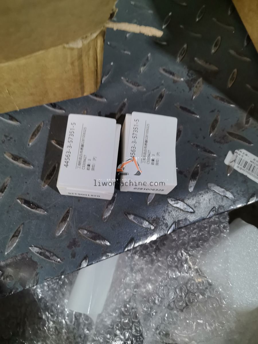 XCMG C5309427 工程机轨压传感器0281006325 - Professional Construction Machinery Parts