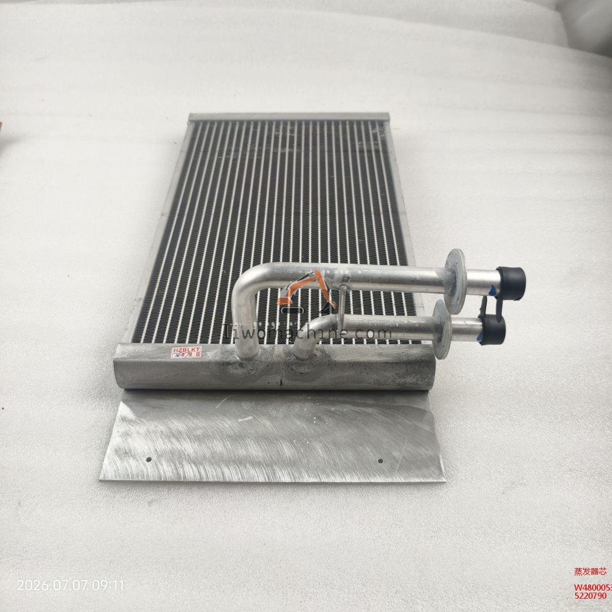 XCMG W48000533 蒸发器芯 - Professional Construction Machinery Parts