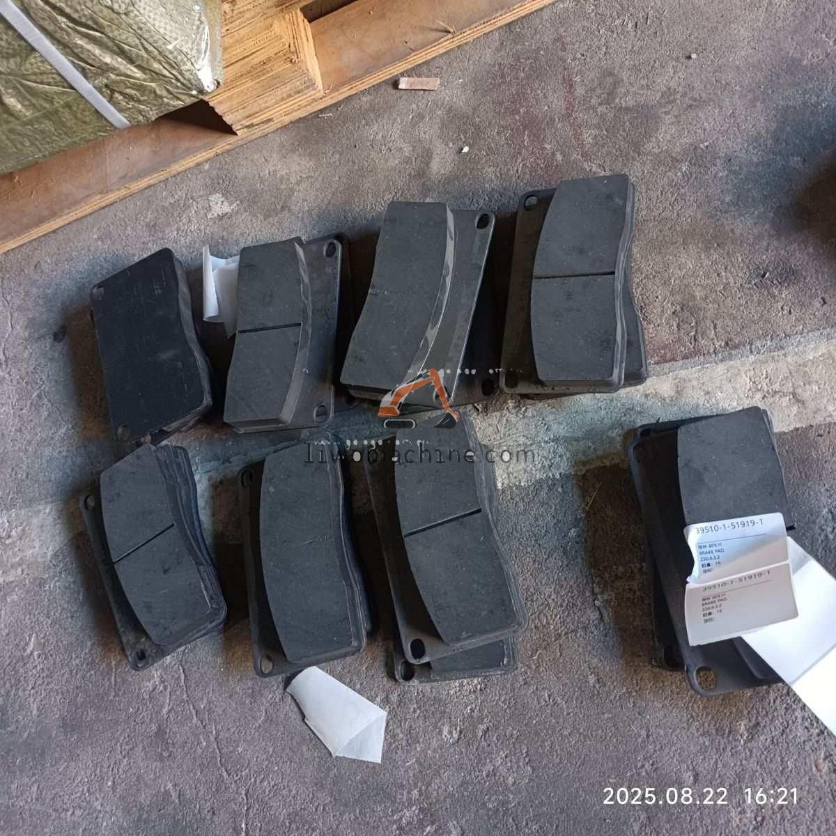 XCMG Z30.6.3.2 BRAKE PAD - Professional Construction Machinery Parts