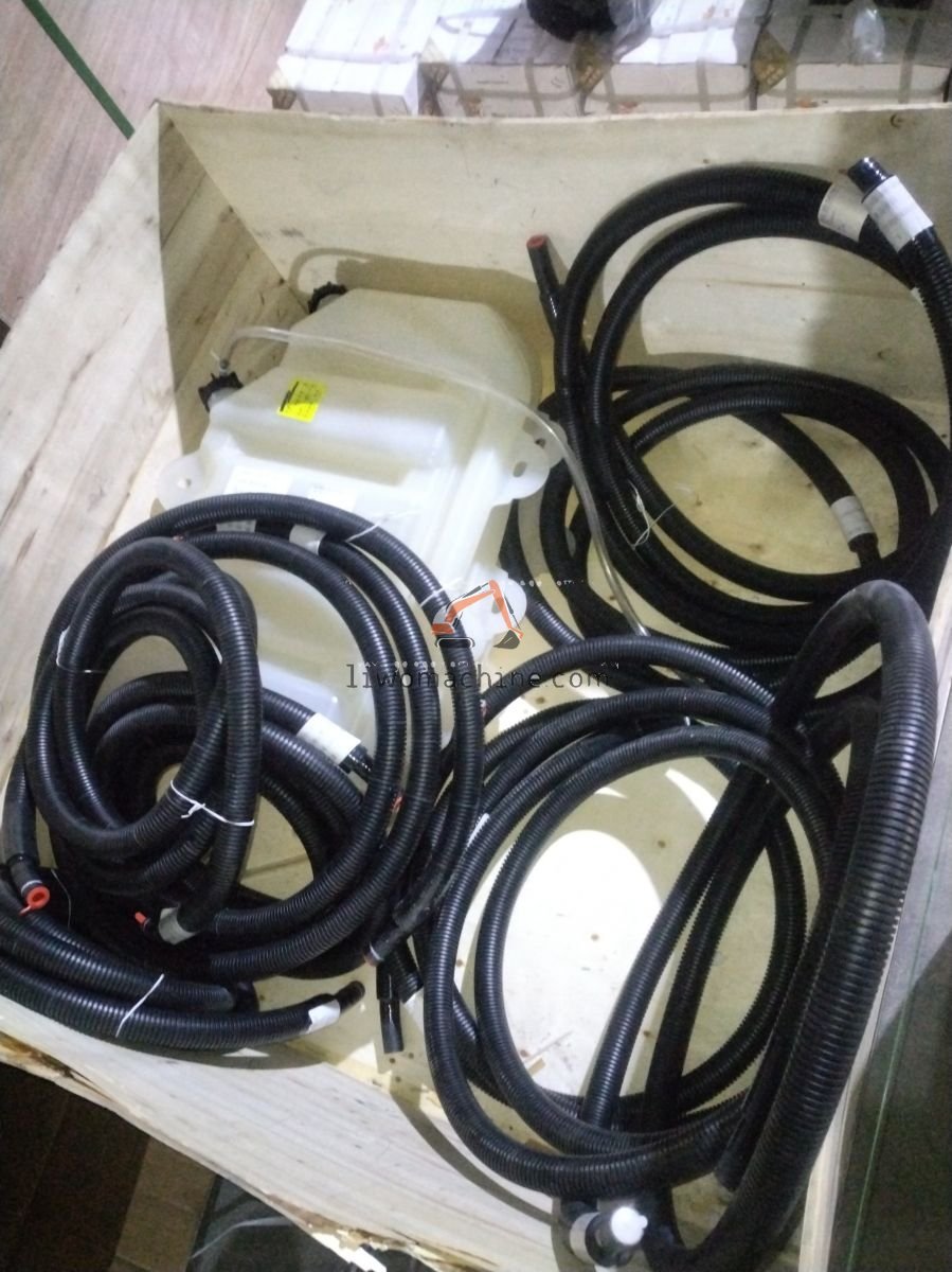 XCMG ZJ27030109281 膨胀水箱总成 - Professional Construction Machinery Parts